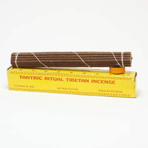Tantric Ritual Tibetan Incense. 30 handgemachten Räucherstäbchen mit kleinem Räucherstäbchenhalter aus Holz. 